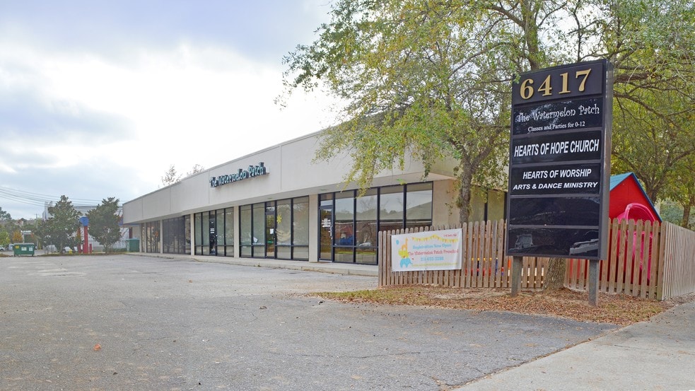 6417 Hillcrest Park Ct, Mobile, AL for sale - Building Photo - Image 3 of 10