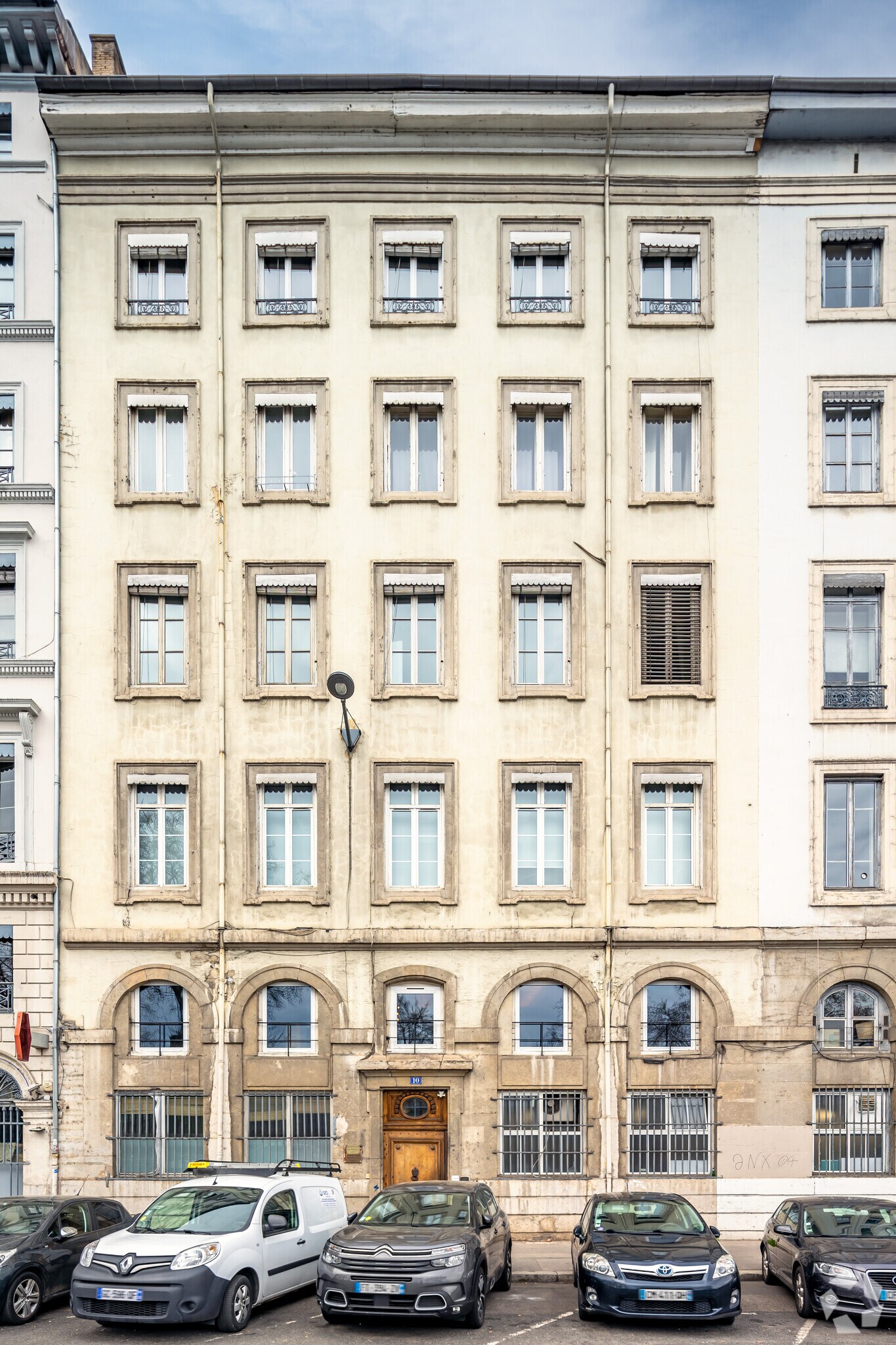 Office in Lyon for lease Primary Photo- Image 1 of 4