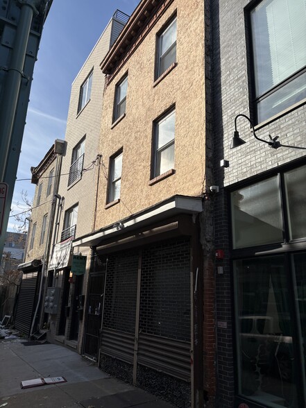 2148 N Front St, Philadelphia, PA for lease - Building Photo - Image 1 of 2