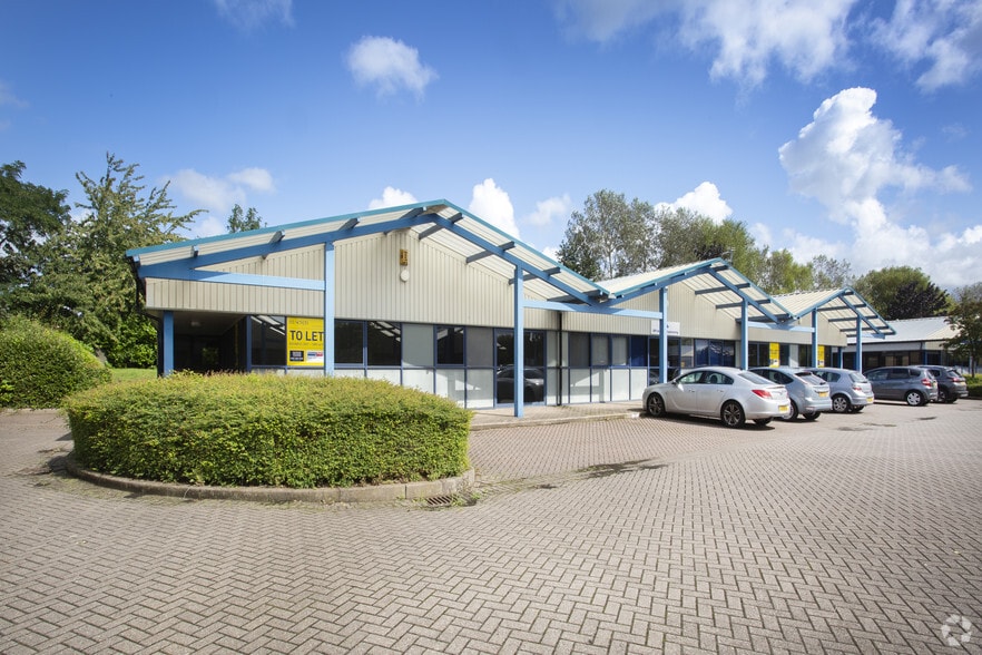 Newton Ct, Liverpool for lease - Building Photo - Image 2 of 4