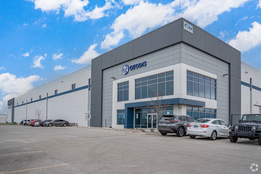 900 W Renwick Rd, Romeoville, IL for sale - Primary Photo - Image 1 of 1