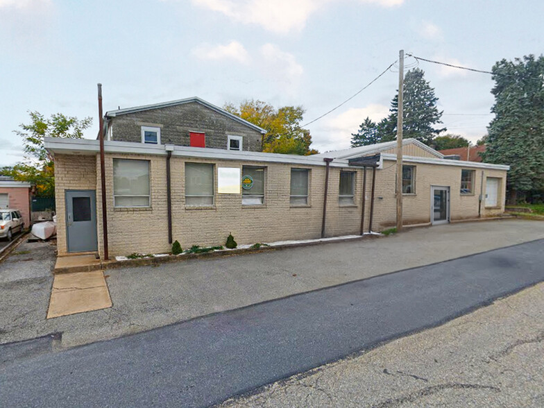 144 Reno Ave, New Cumberland, PA for lease - Primary Photo - Image 1 of 3