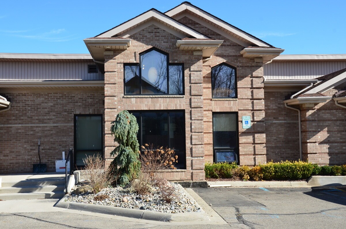 3940 John R Rd, Troy, MI 48083 Property Record