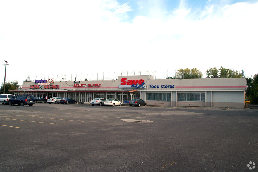 5181 Grand River Ave, Detroit, MI for lease - Primary Photo - Image 1 of 5