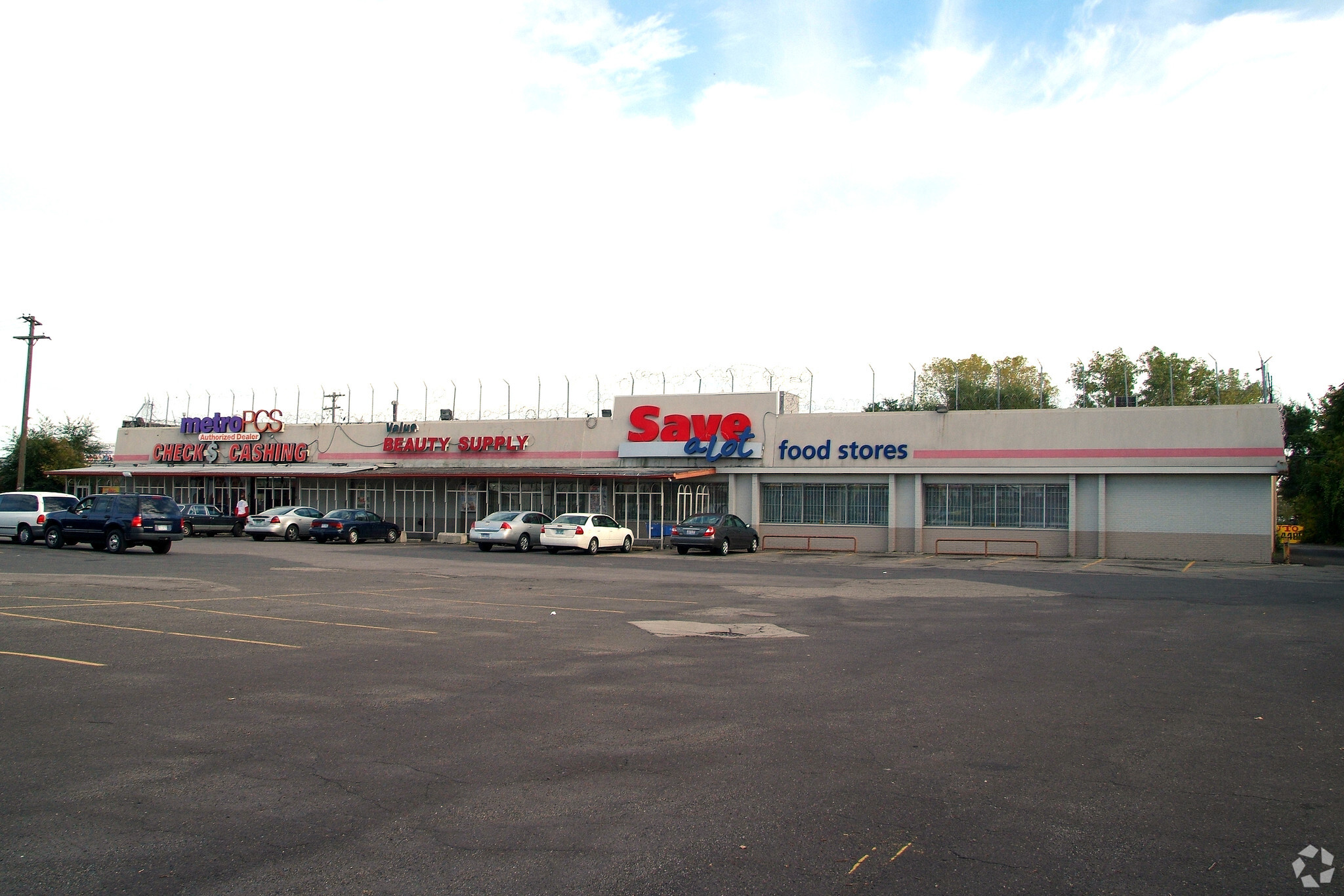 5181 Grand River Ave, Detroit, MI for lease Primary Photo- Image 1 of 6