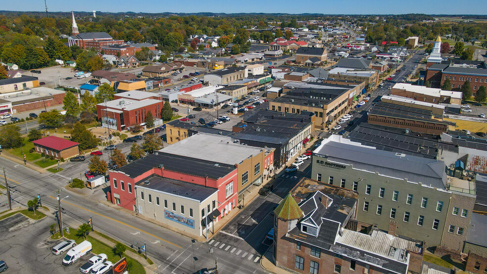 107 E Main St, Campbellsville, KY for sale - Building Photo - Image 3 of 24