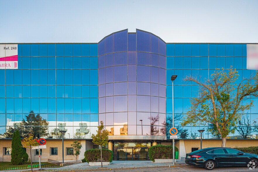 Office in San Sebastián de los Reyes, Madrid for lease - Building Photo - Image 2 of 8