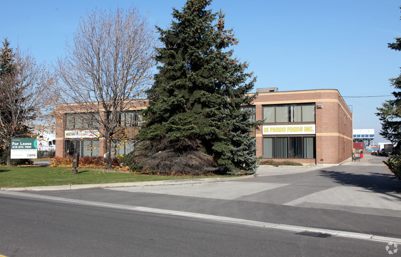 71 Delta Park Blvd, Brampton, ON L6T 5E7