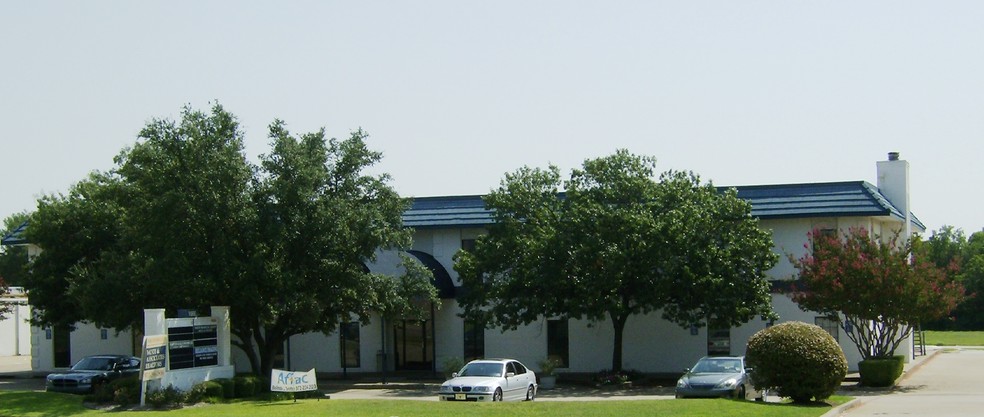 1666 N Hampton Rd, DeSoto, TX for sale - Building Photo - Image 1 of 1