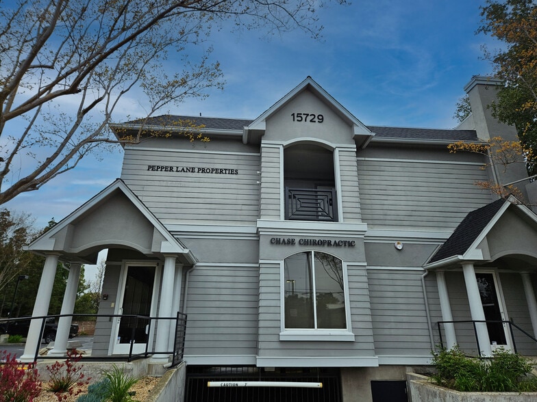 15729 Los Gatos Blvd, Los Gatos, CA for lease - Building Photo - Image 3 of 6