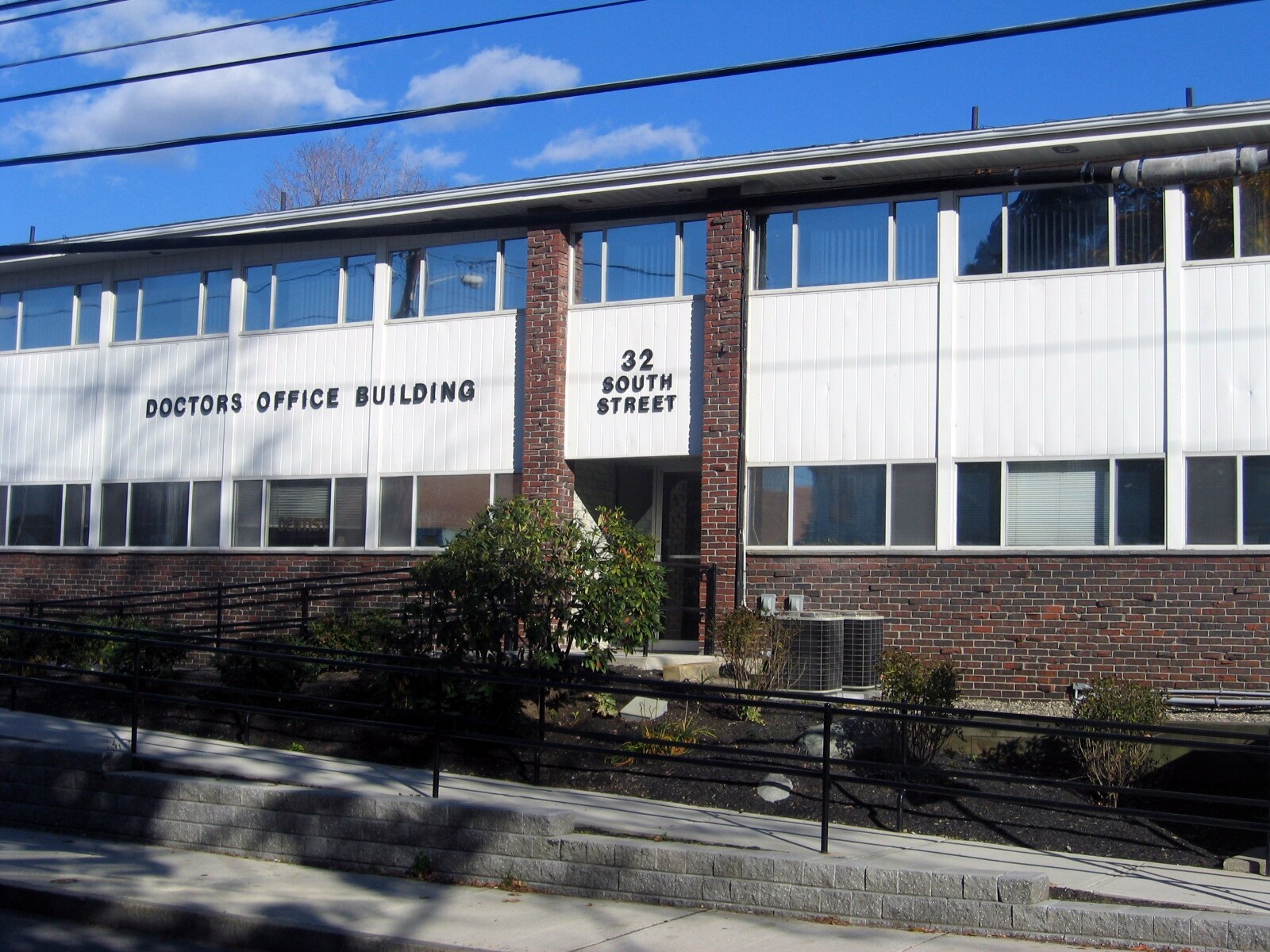 32 South St, Waltham, MA 02453 Office for Lease