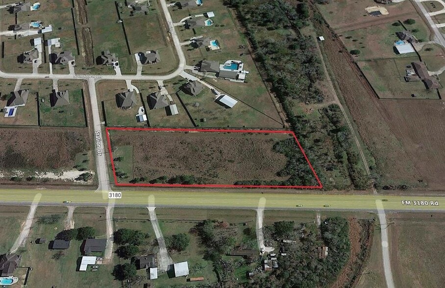 COM RES 1 FM 3180, Mont Belvieu, TX for sale - Building Photo - Image 1 of 5