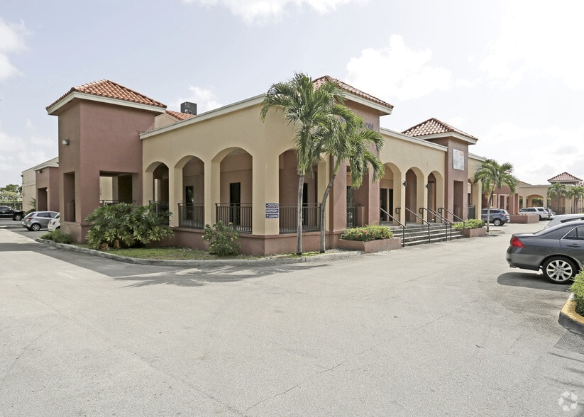 8347-8369 NW 36th St, Miami, FL for lease - Building Photo - Image 2 of 18
