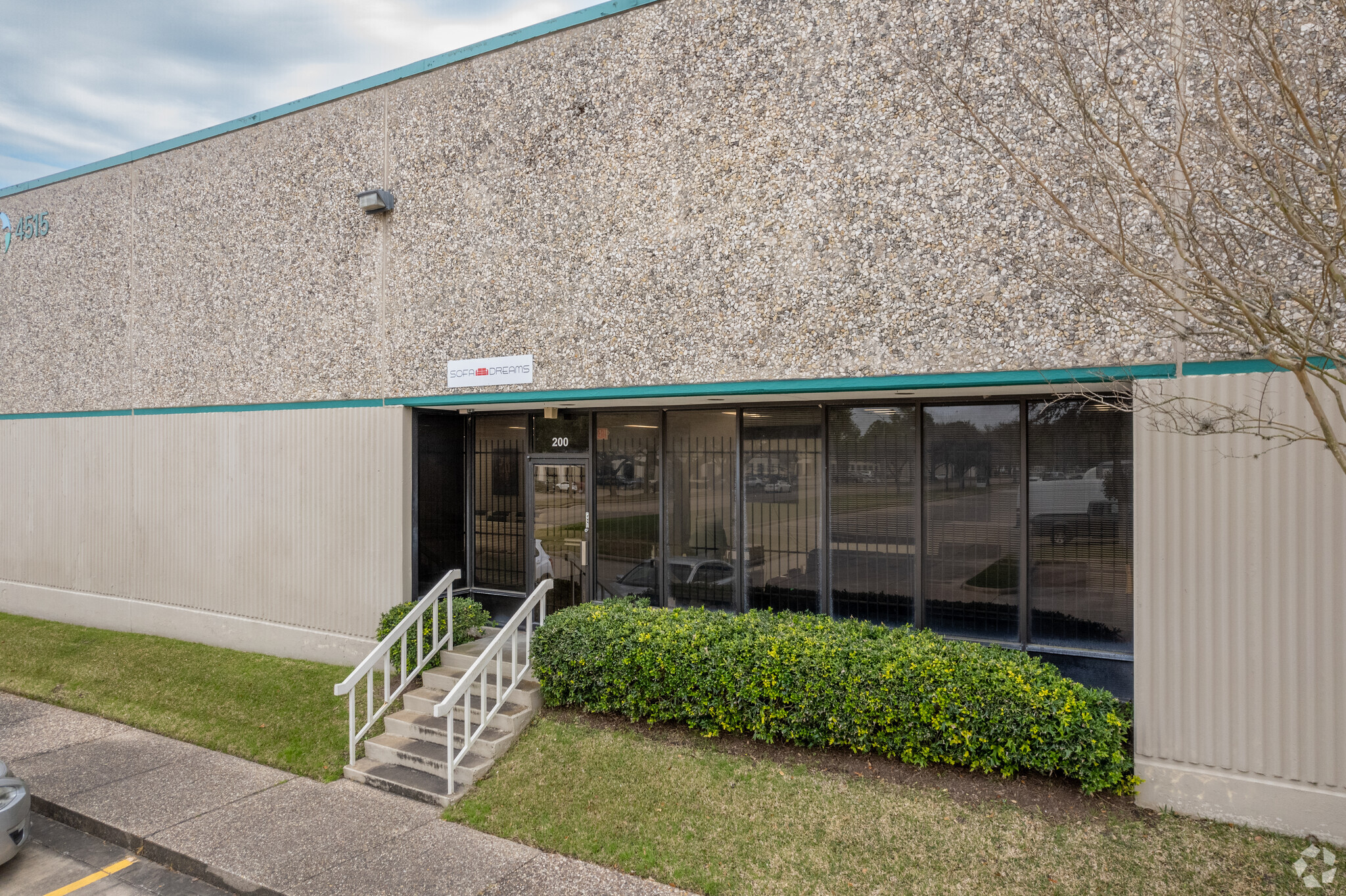 4515 S Pinemont Dr, Houston, TX for lease Building Photo- Image 1 of 6
