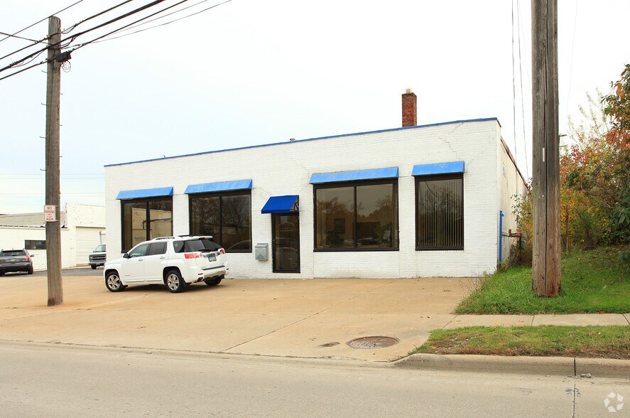 5445 Dunham Rd, Maple Heights, OH for sale - Building Photo - Image 1 of 1