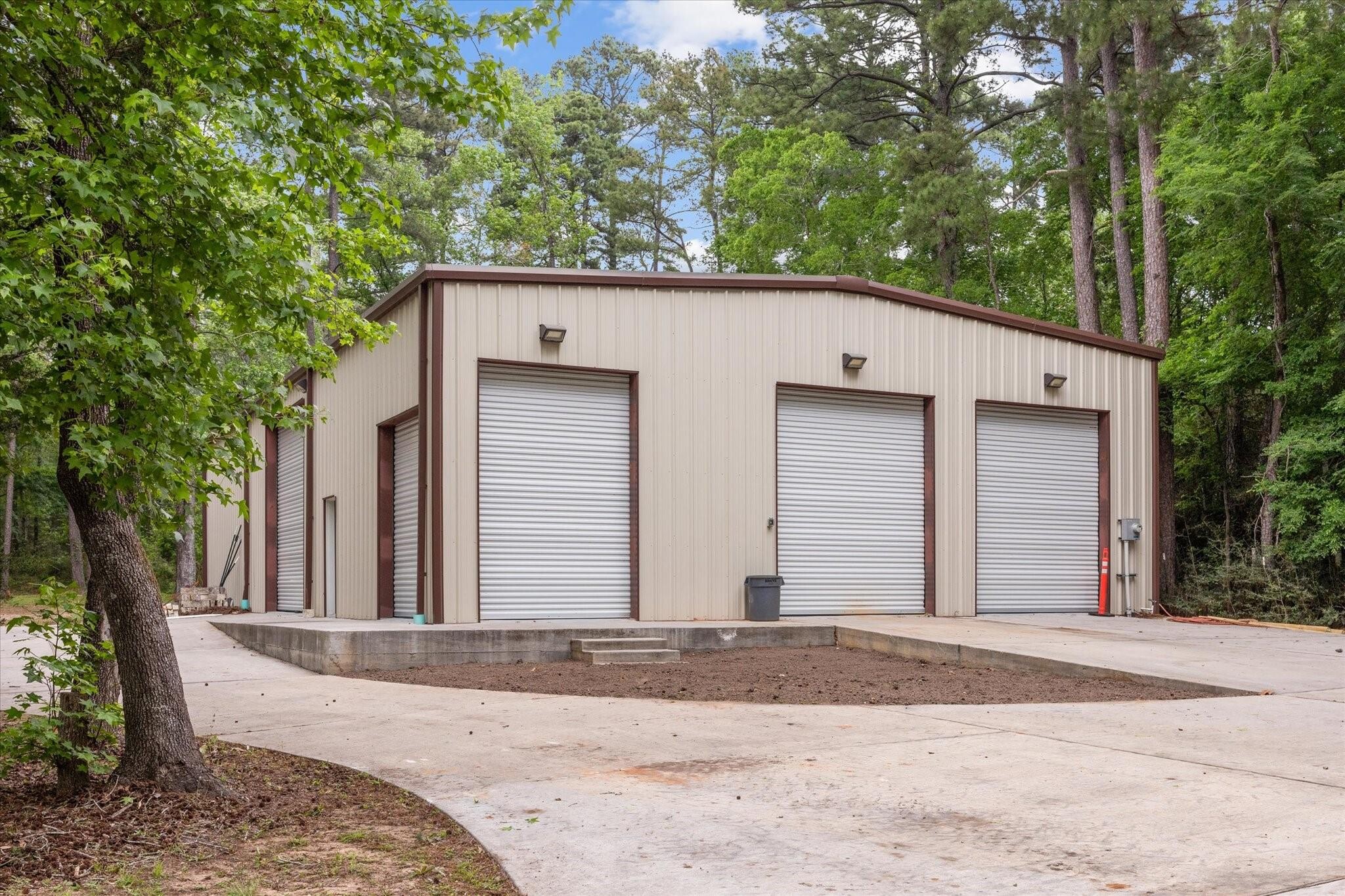 231 State Highway 150, New Waverly, TX for sale Primary Photo- Image 1 of 10