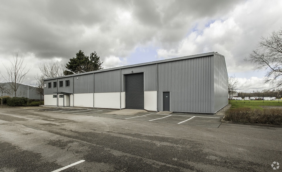 Drive B, First Ave, Deeside for sale - Primary Photo - Image 1 of 1