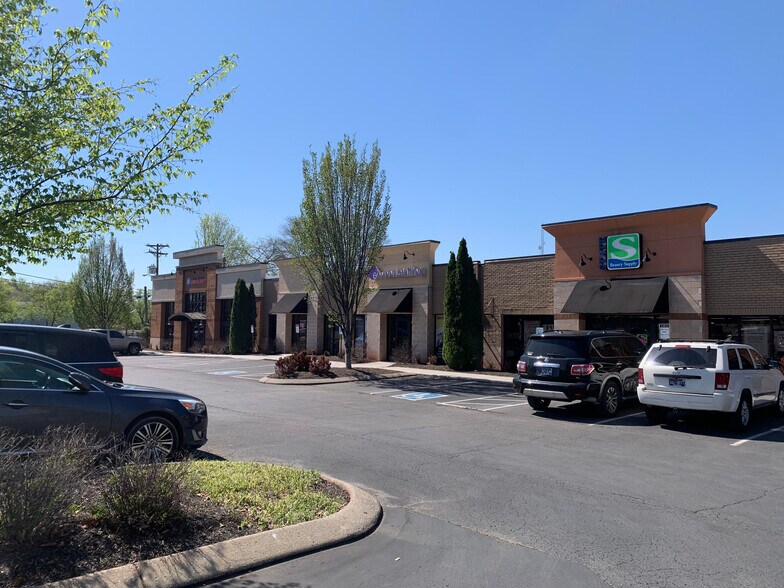 1103 NW Broad St, Murfreesboro, TN 37129 Retail or Office Space Available