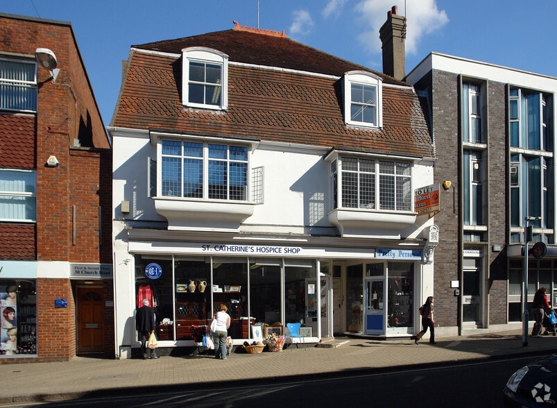 28 Church Rd, Burgess Hill for sale - Primary Photo - Image 1 of 1