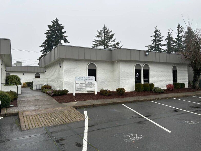72A Centennial Loop, Eugene, OR for lease - Primary Photo - Image 1 of 1