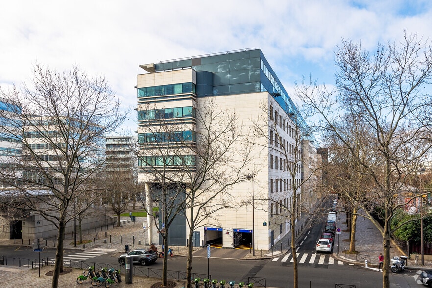 2-22 Place Des Vins De France, Paris for lease - Building Photo - Image 3 of 12