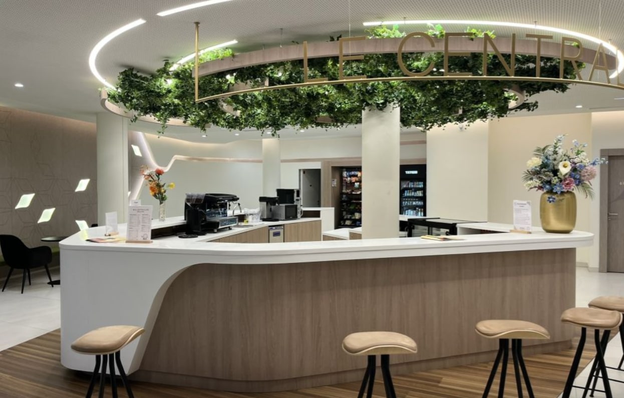 61-63 Rue Des Belles Feuilles, Paris for lease Interior Photo- Image 1 of 5