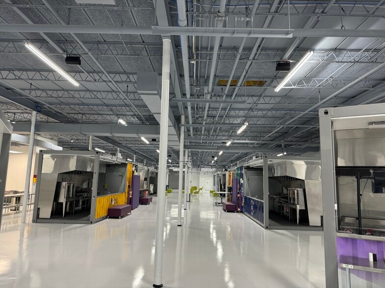 4051 NW 25th st, Miami, FL for lease - Building Photo - Image 1 of 10