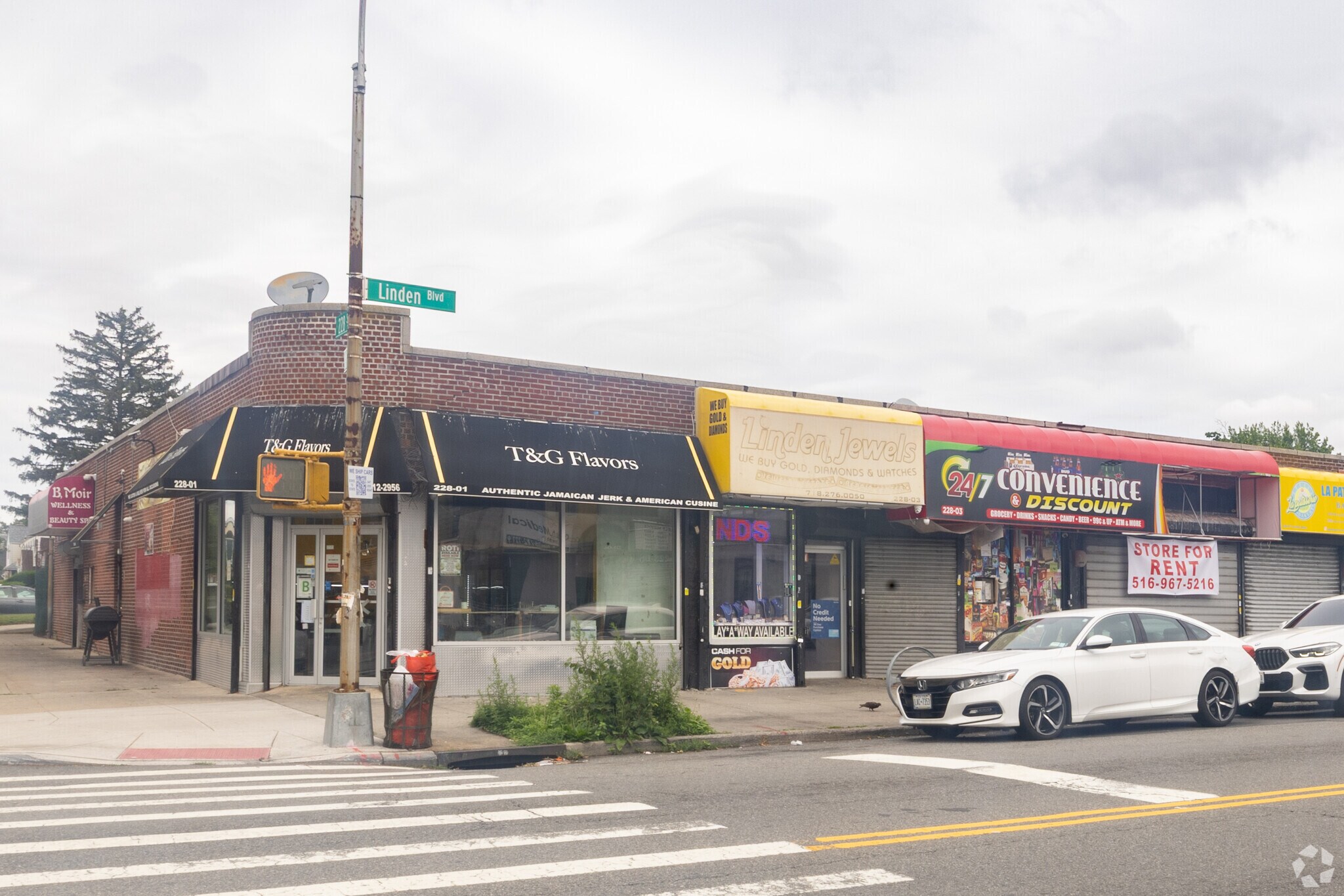 228-5 Linden Boulevard, Cambria Heights, NY for sale Primary Photo- Image 1 of 1