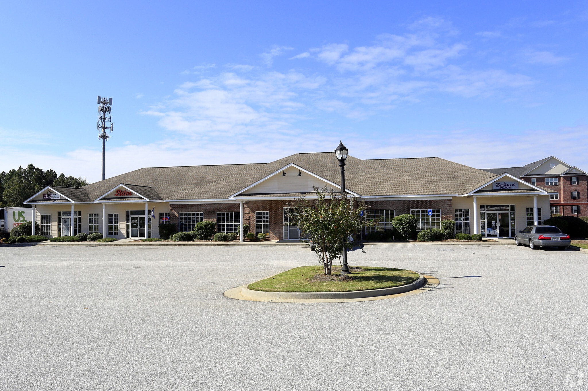 1200-1214 Brampton Ave, Statesboro, GA 30458 - Former Video Warehouse