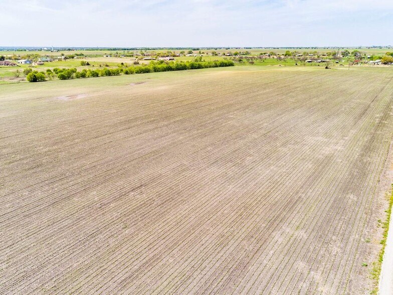 350 County Road 446, Taylor, TX for sale - Primary Photo - Image 1 of 1