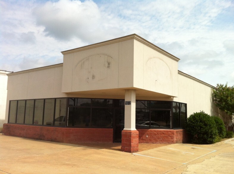 1072 High St, Jackson, MS for sale - Building Photo - Image 1 of 1