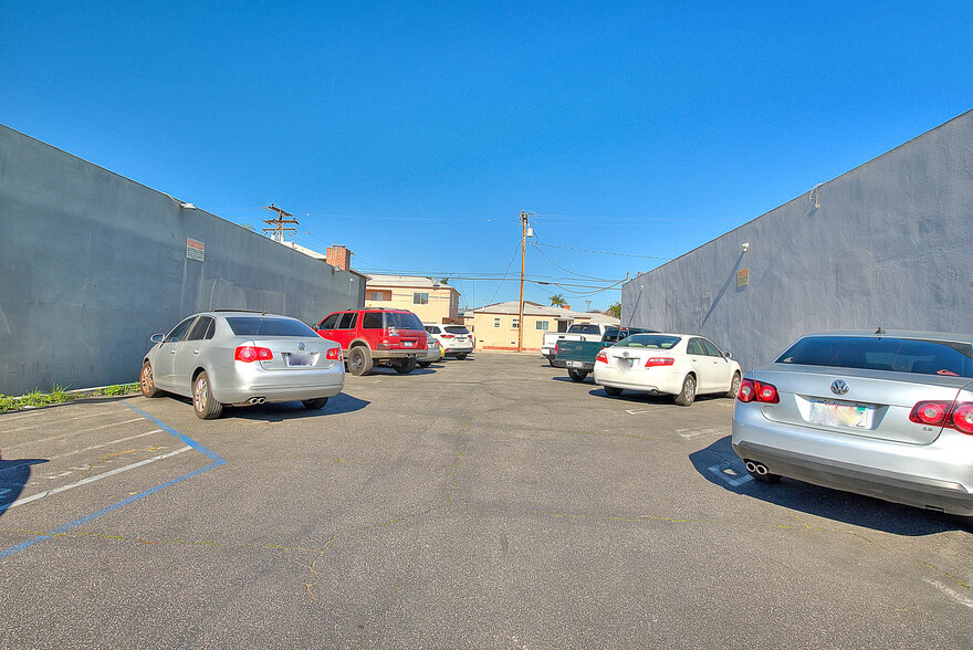 2004-2012 Whittier Blvd, Montebello, CA for lease - Building Photo - Image 3 of 26