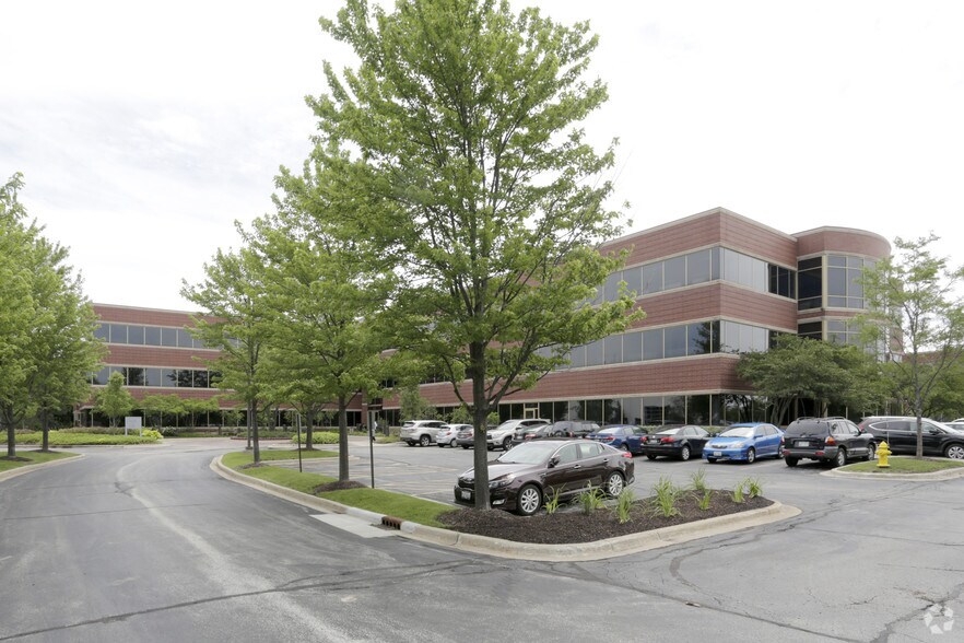 1615 S Lakeside Dr, Waukegan, IL for sale - Primary Photo - Image 1 of 1