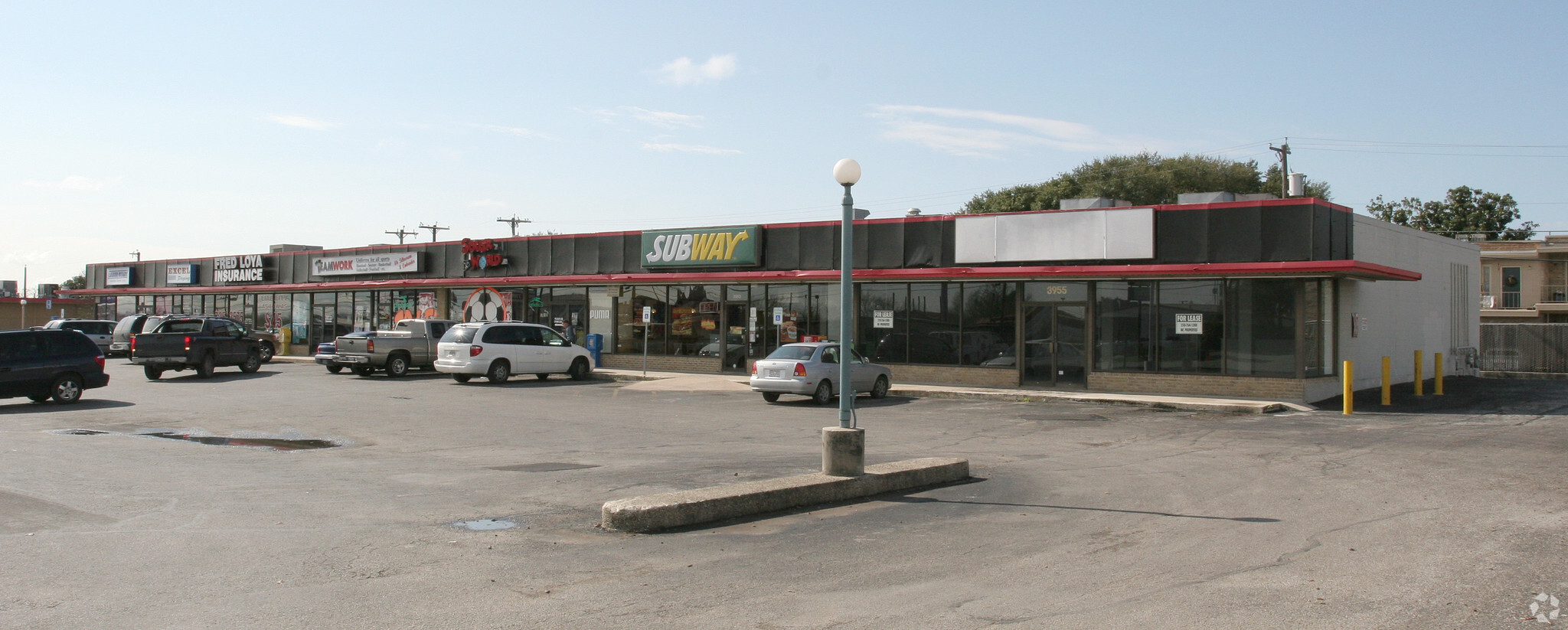 3941-3955 Fredericksburg Rd, San Antonio, TX for lease Building Photo- Image 1 of 10