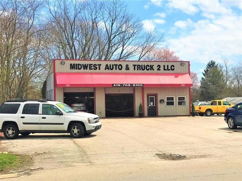 861 S Main St, Mansfield, OH 44907 Retail Property for