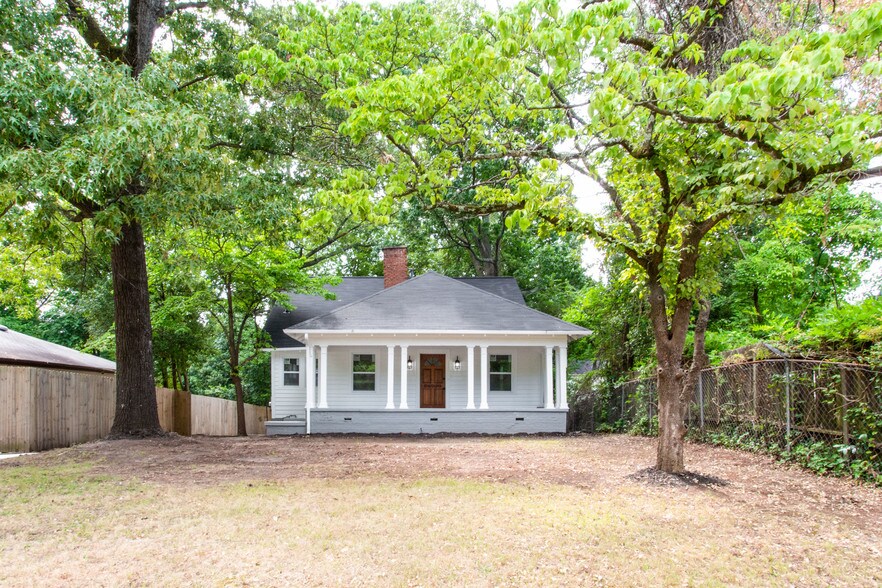 3344 Dogwood Dr, Atlanta, GA 30354