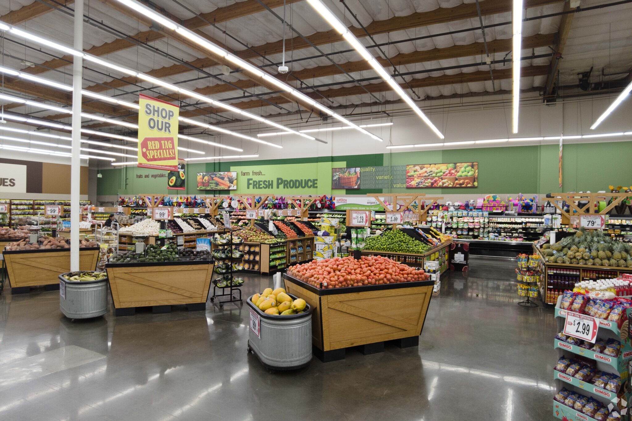 8811 S Western Ave, Los Angeles, CA 90047 - Superior Grocers | LoopNet