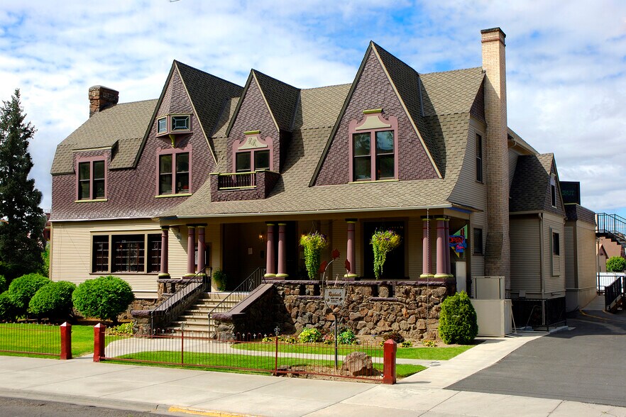 233 SE 4th St, Pendleton, OR 97801