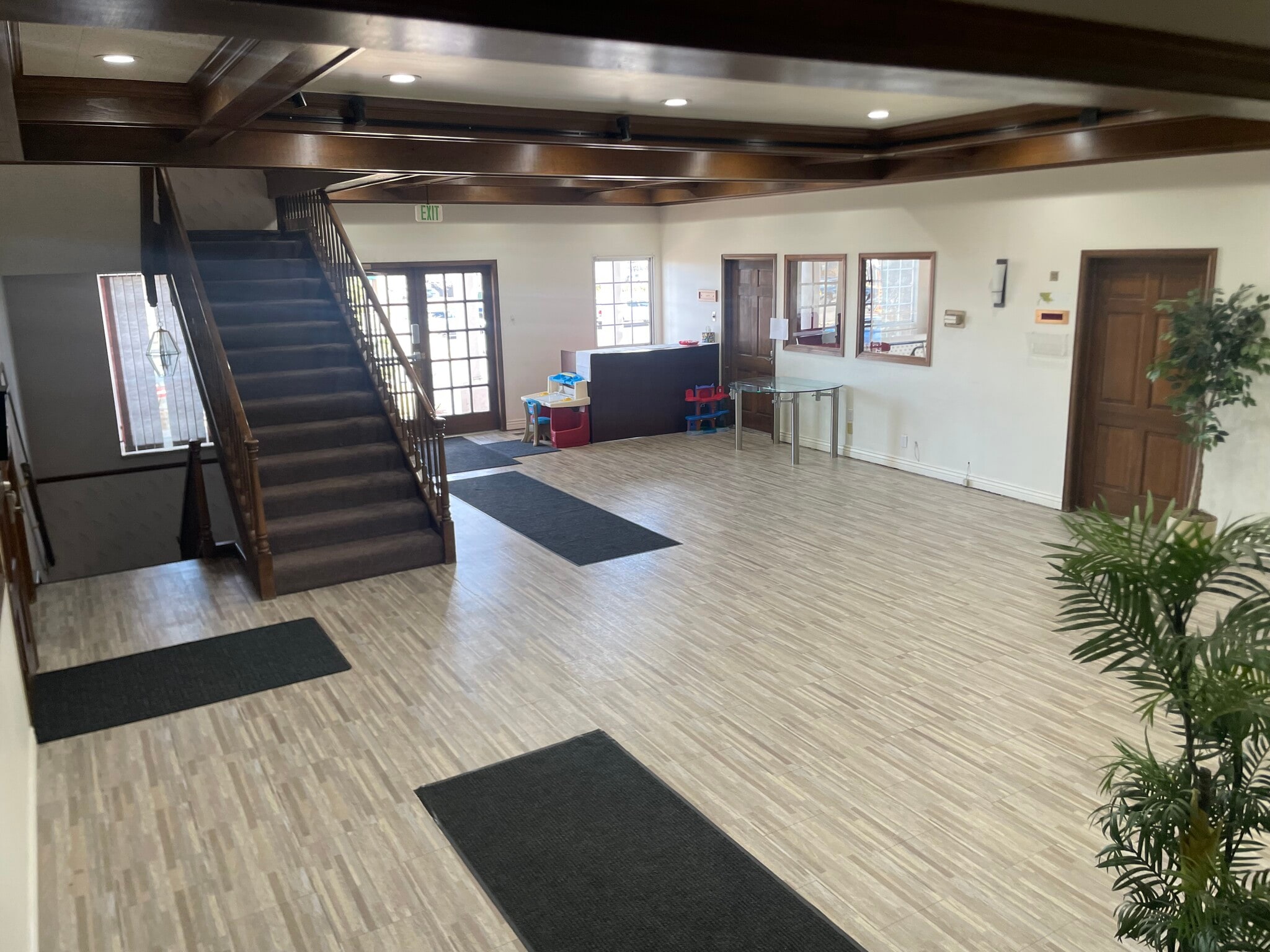 2109 S Wadsworth Blvd, Lakewood, CO for lease Interior Photo- Image 1 of 14