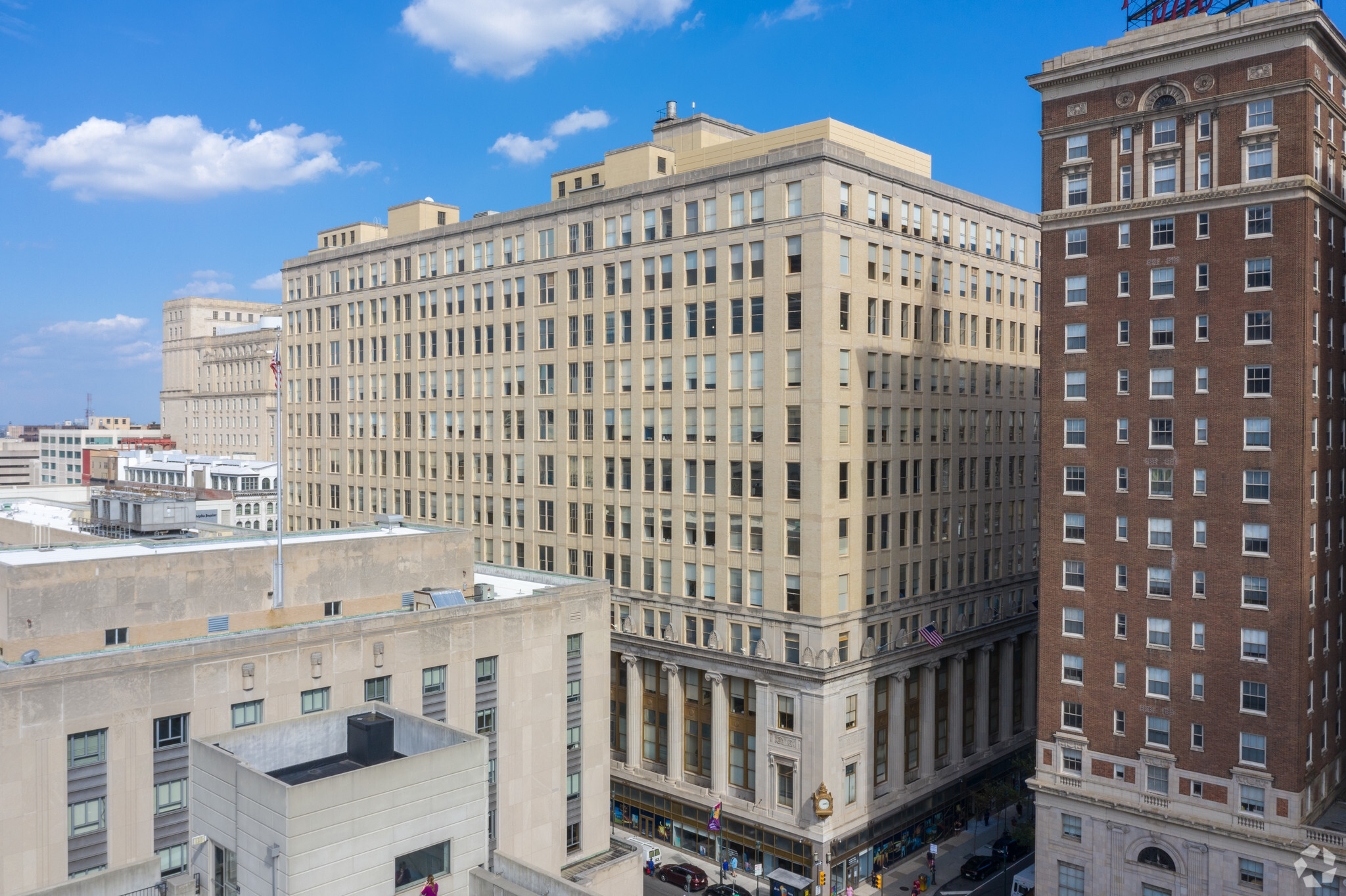 833 Chestnut St, Philadelphia, PA 19107 - Office for Lease | LoopNet