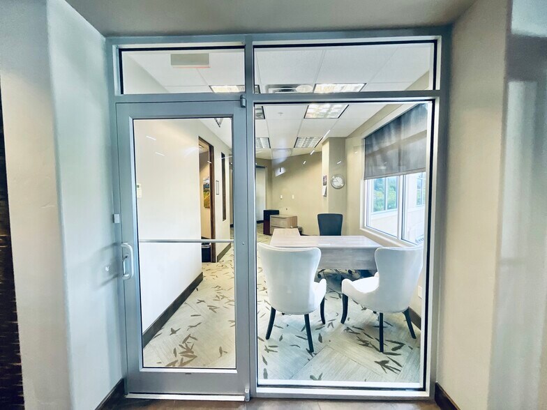 120 W Park Dr, Grand Junction, CO for lease - Building Photo - Image 2 of 21