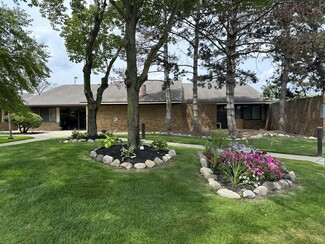 More details for 28525-28545 Orchard Lake Rd, Farmington Hills, MI - Office for Sale