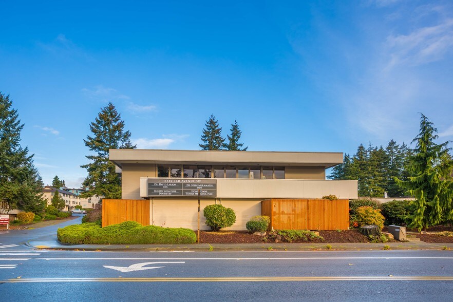 15580 3rd Ave SW, Burien, WA for sale - Building Photo - Image 1 of 1