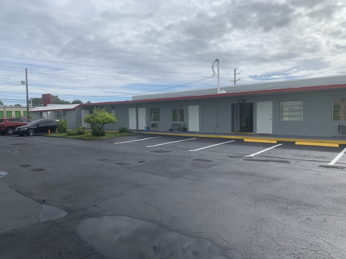 1000 S Dixie Hwy W, Pompano Beach, FL 33060 | LoopNet