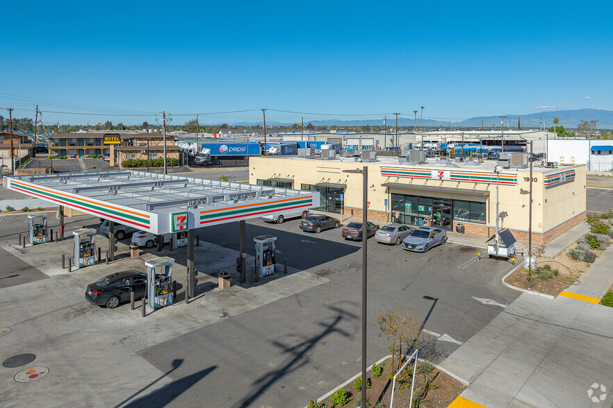 1900 Union Ave, Bakersfield, CA for sale - Primary Photo - Image 1 of 1