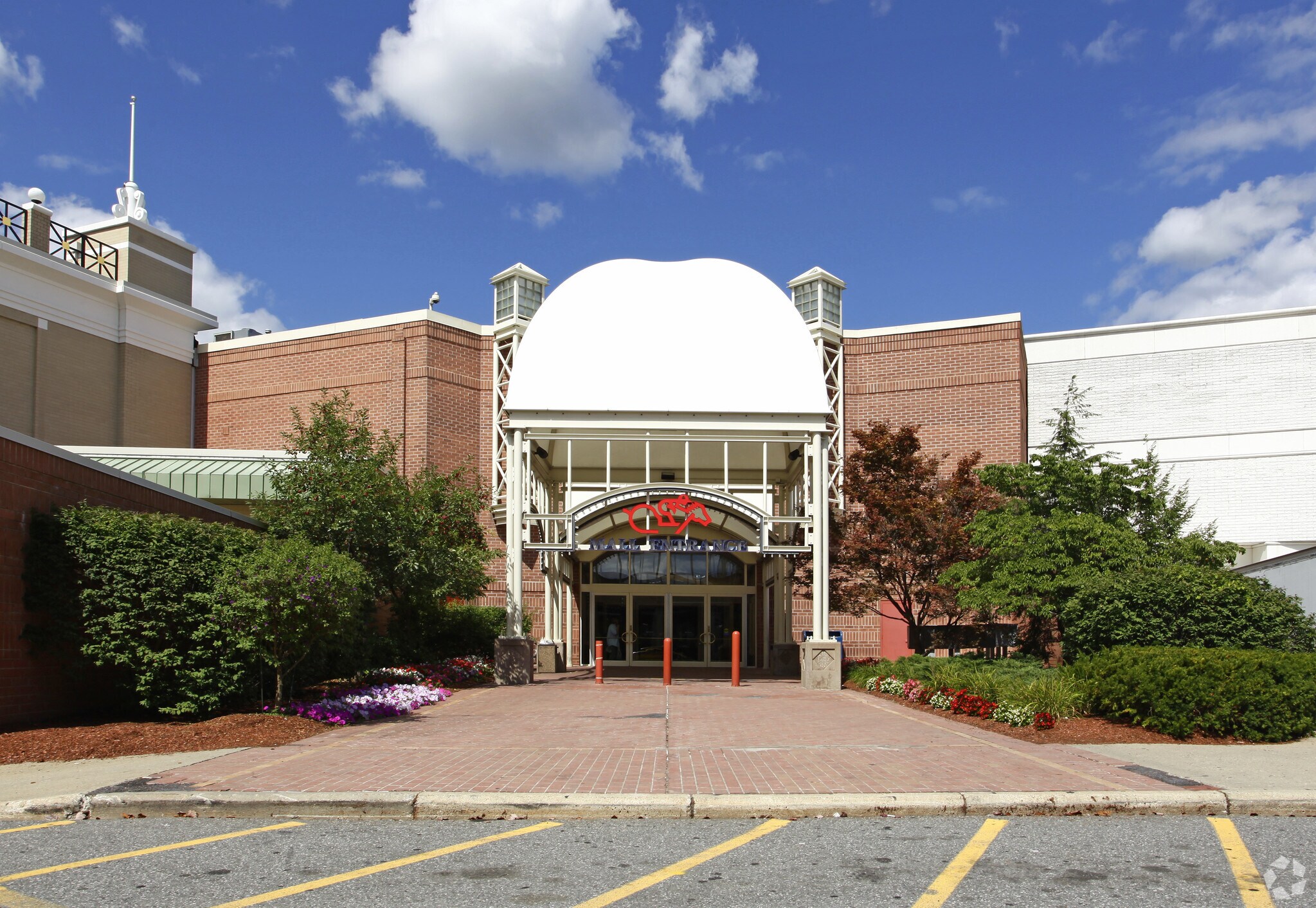 99 Rockingham Park Blvd, Salem, NH for sale Building Photo- Image 1 of 1