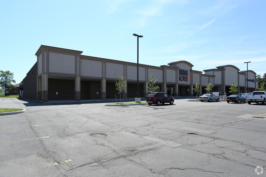 3654 Dewey Ave, Rochester, NY for lease - Building Photo - Image 1 of 12