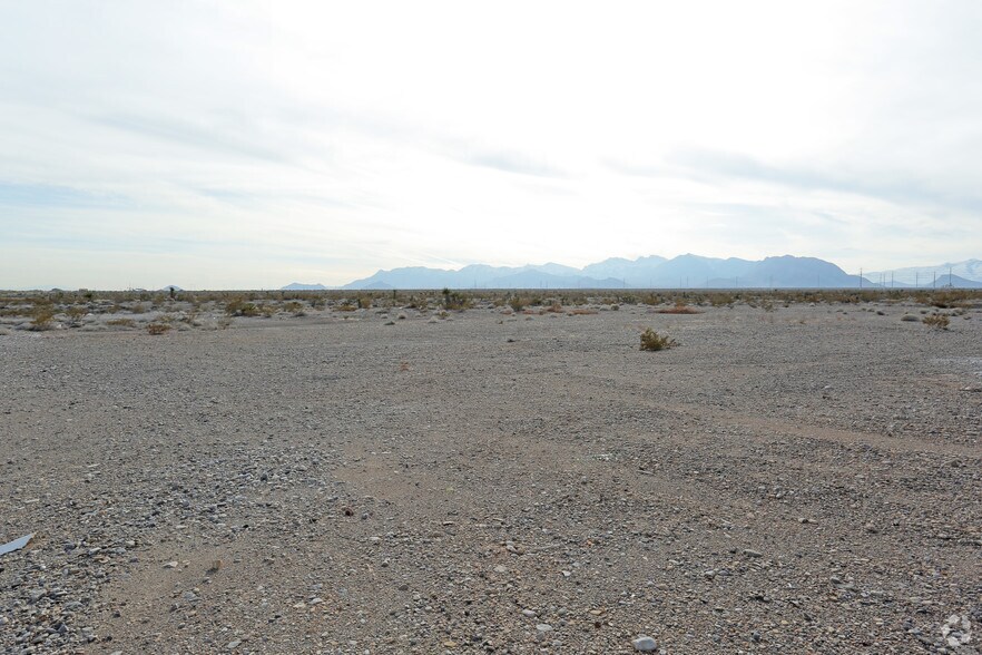 Oso Blanca Rd, Las Vegas, NV for sale - Primary Photo - Image 1 of 1