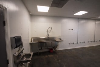 5655-5659 Atlantic Ave, Long Beach, CA for lease Interior Photo- Image 1 of 17