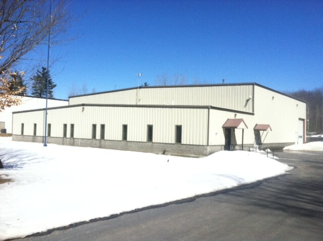 68 Park Rd, Hudson Falls, NY for sale - Building Photo - Image 1 of 1